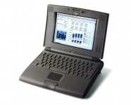 Trackpad v PowerBooku série 500 (1994)