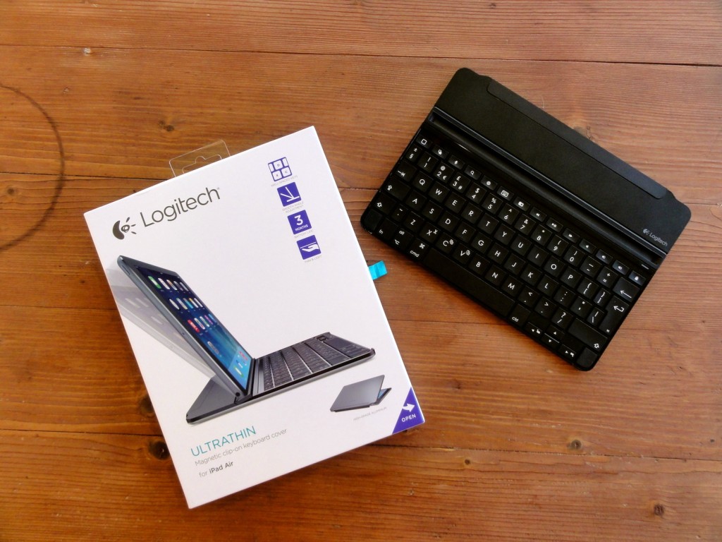 Ultrathin Magnetic clip-on Keyboard Cover 1