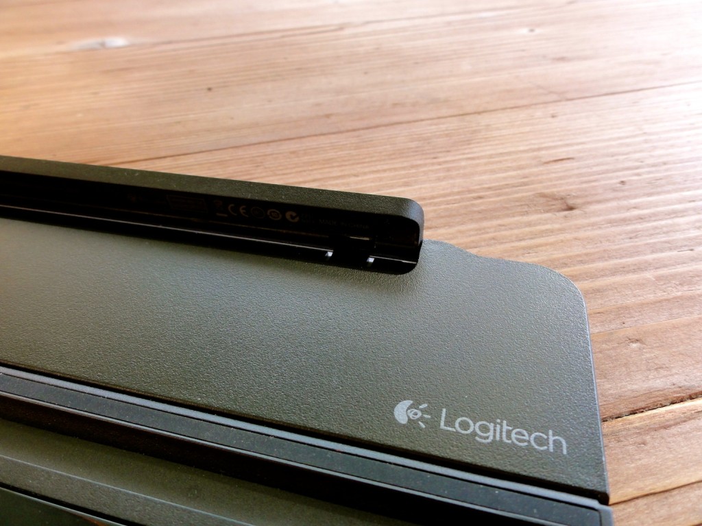 Ultrathin Magnetic clip-on Keyboard Cover 5