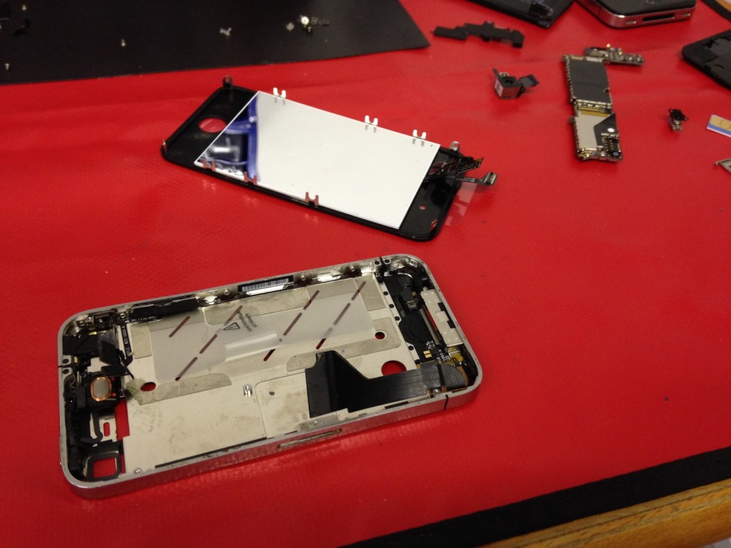 iPhone 4 emergency 1