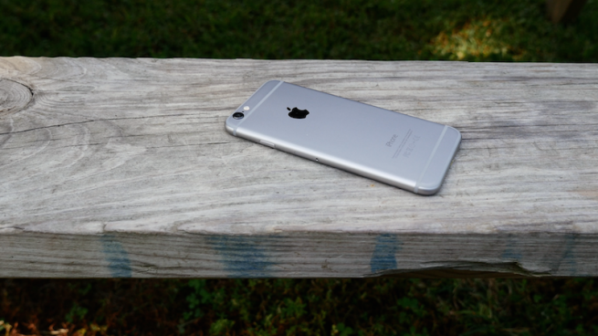 Denisovo Slovo z redakce o iPhonu 6