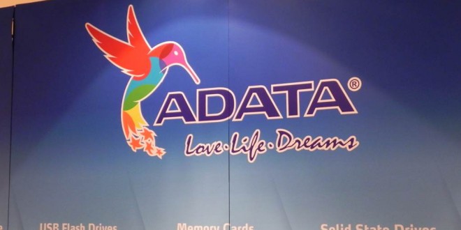 V září doprovázejí studenty do školy externí disky ADATA