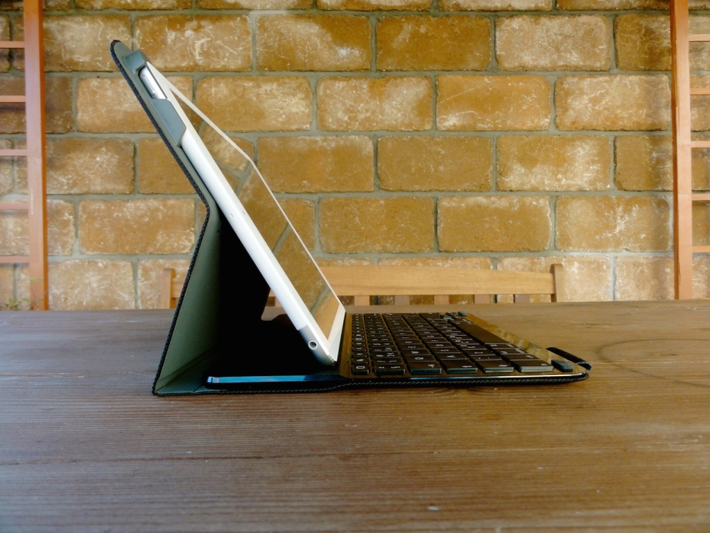 Logitech_Type+ 5_1