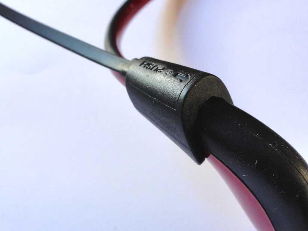 Bluetooth sluchátka CEL-TEC BTH0018 15