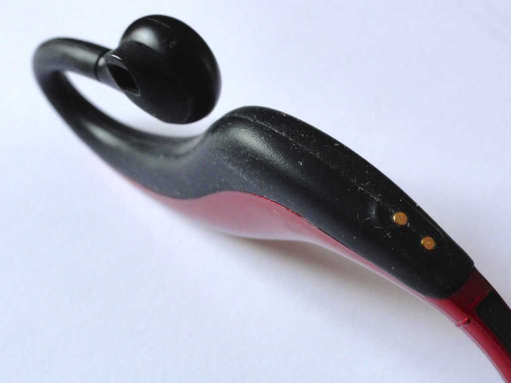 Bluetooth sluchátka CEL-TEC BTH0018 7