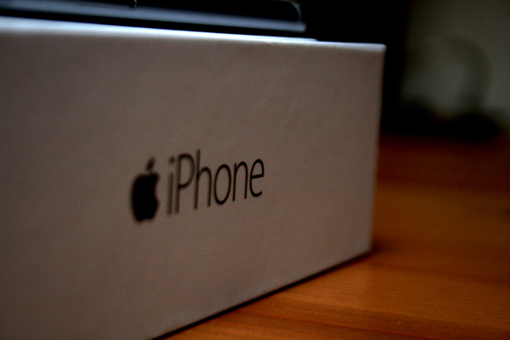 iphone_6_krabice_napis