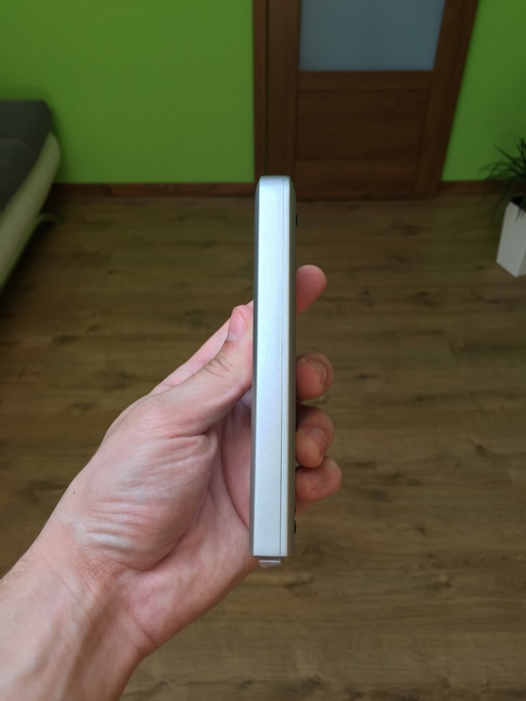 ssd_11_freecom