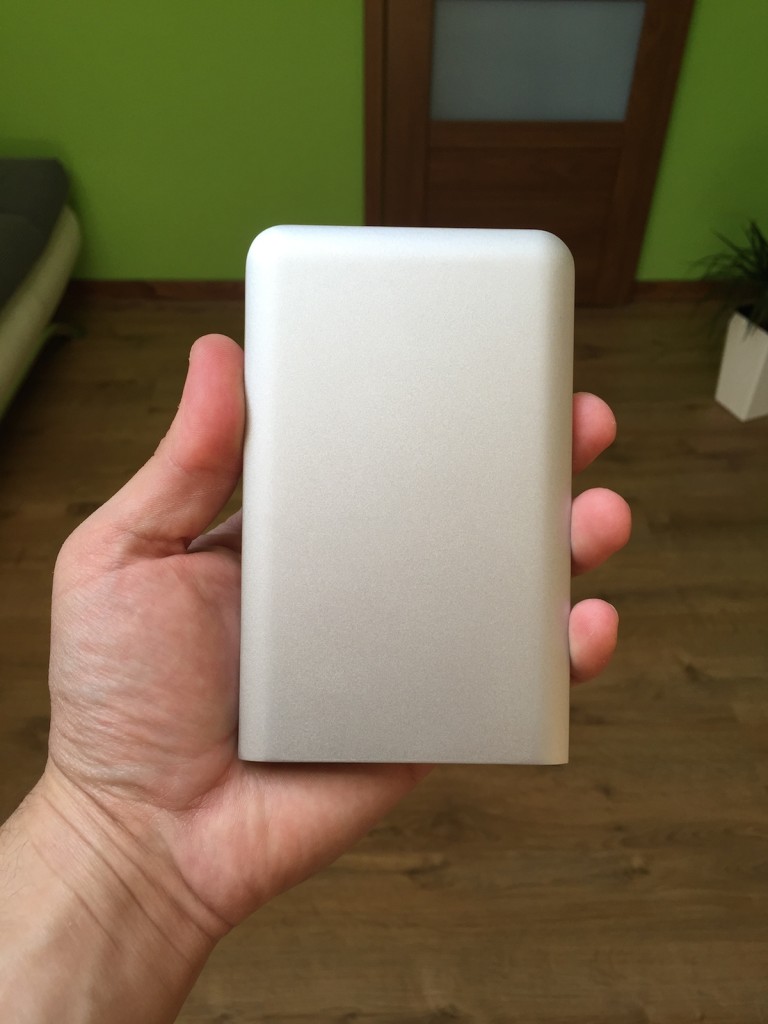 ssd_12_freecom