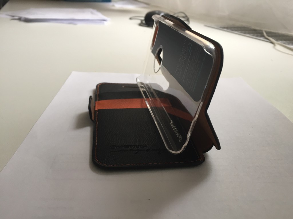 Flipové pouzdro od Verus pro iPhone 6