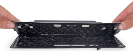 Smart Keyboard pro iPad Pro je neopravitelná, zjistil iFixit