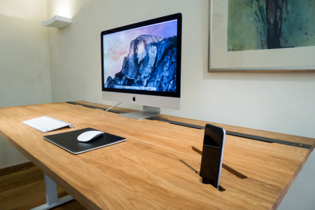 Apple stůl by chtěl mít doma každý, jeden se teď nabízí na Kickstarteru