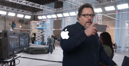 „Hey Siri" a Jon Favreau v akci