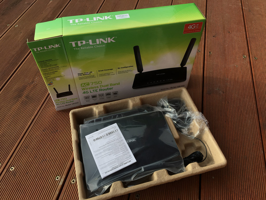 Obsah balení LTE Routeru MR200