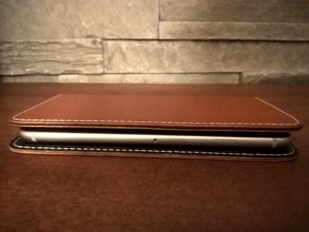 VIVID Space s iPhone 6