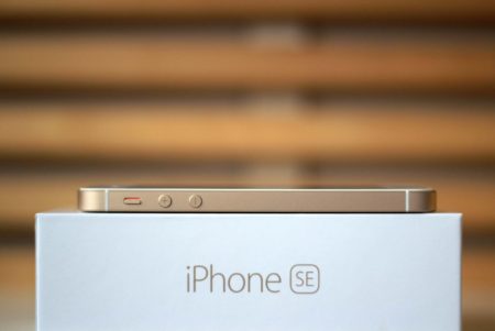 iPhone SE