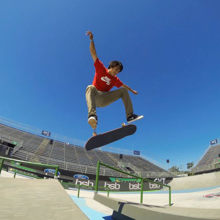Profesionální skateboardista