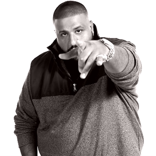 V nové reklamě na Apple Music účinkují DJ Khaled a Naomi Campbell