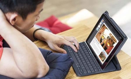 logitech_type_plus_ipad_air_2_keyboard_case_1