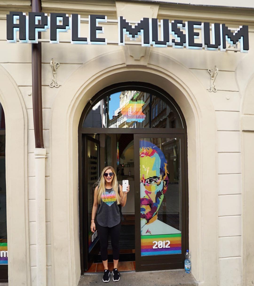 iJustine navštívila Prahu