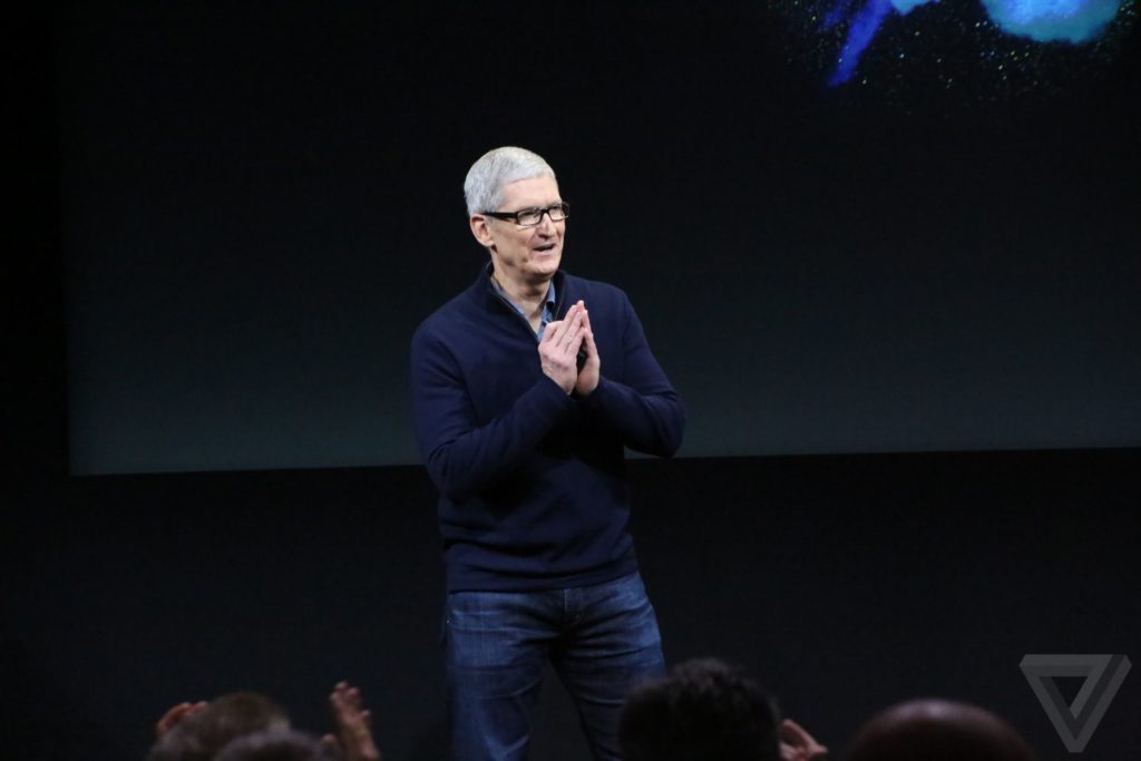 apple-macbook-event-20161027-7342