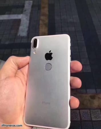 iPhone 8