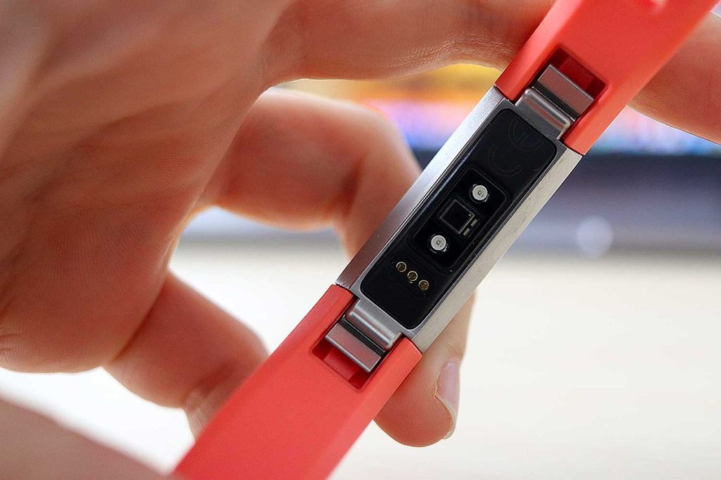 Fitbit Alta HR