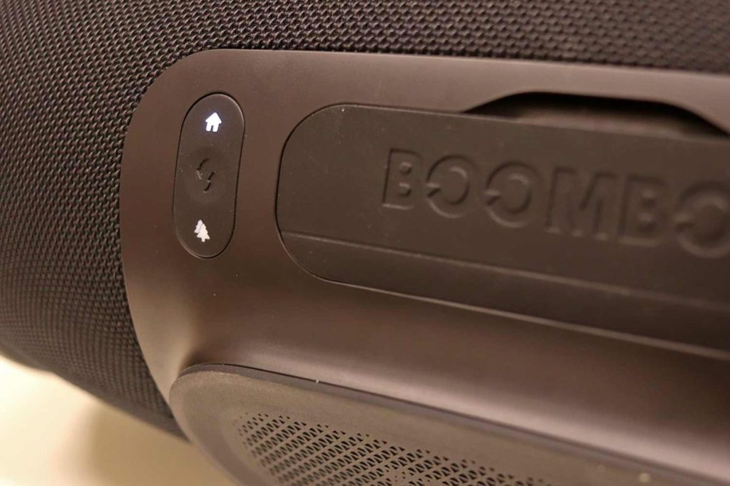 JBL Boombox