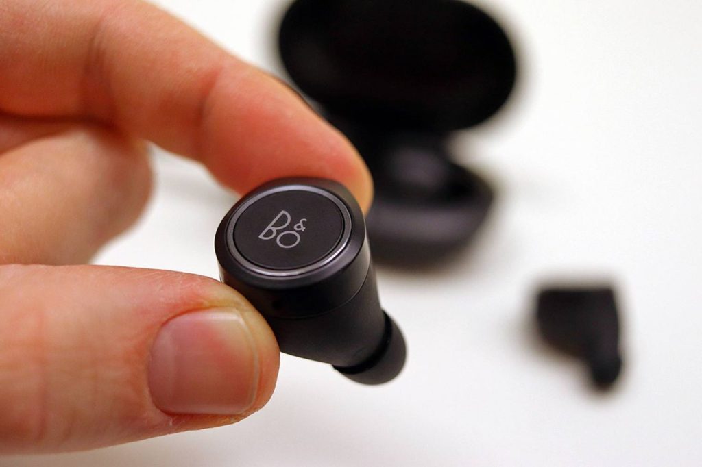 BeoPlay E8