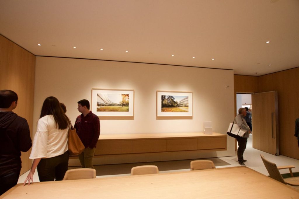img_2534-inside-boardroom