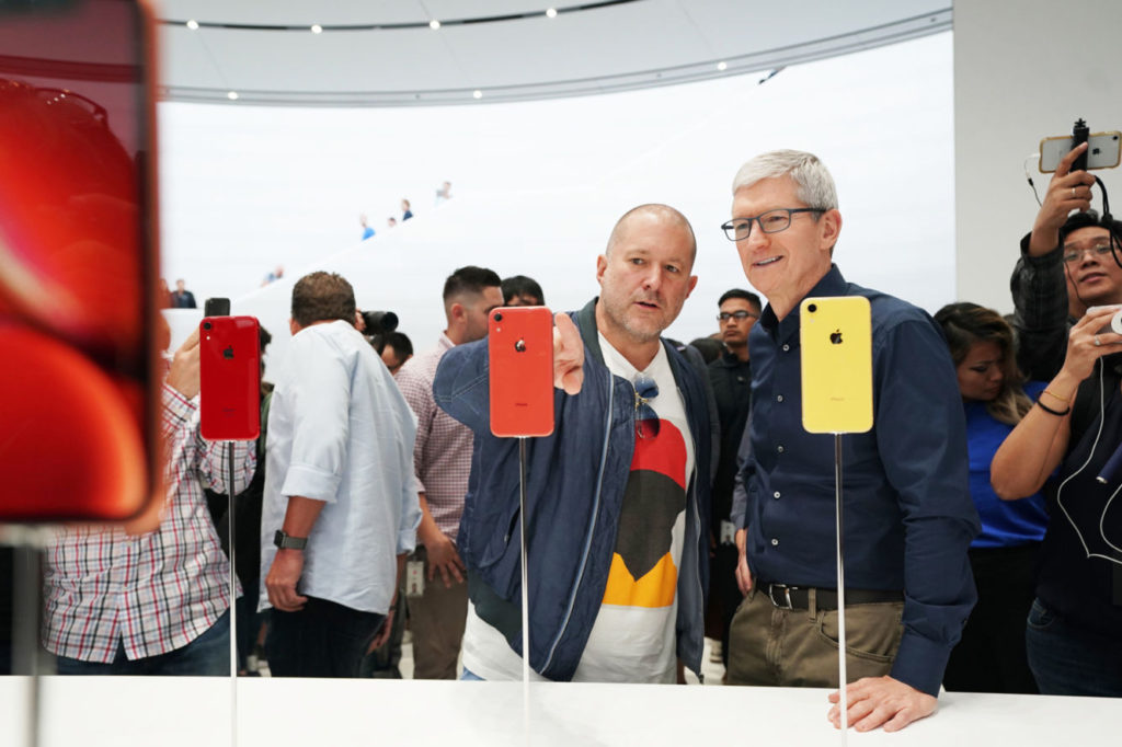 iPhone XR při uvedení na Keynote