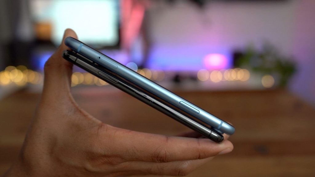 iPhone XR rozměry