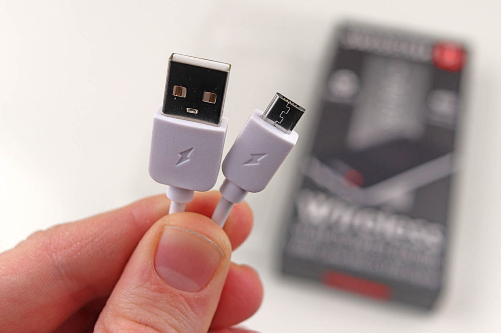 SWISSTEN bezdrátová power bank 8000 mAh USB-C