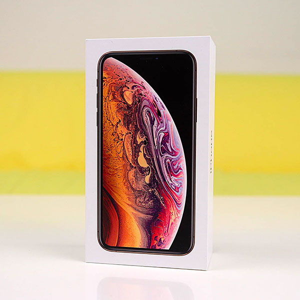 iPhone Xs recenze