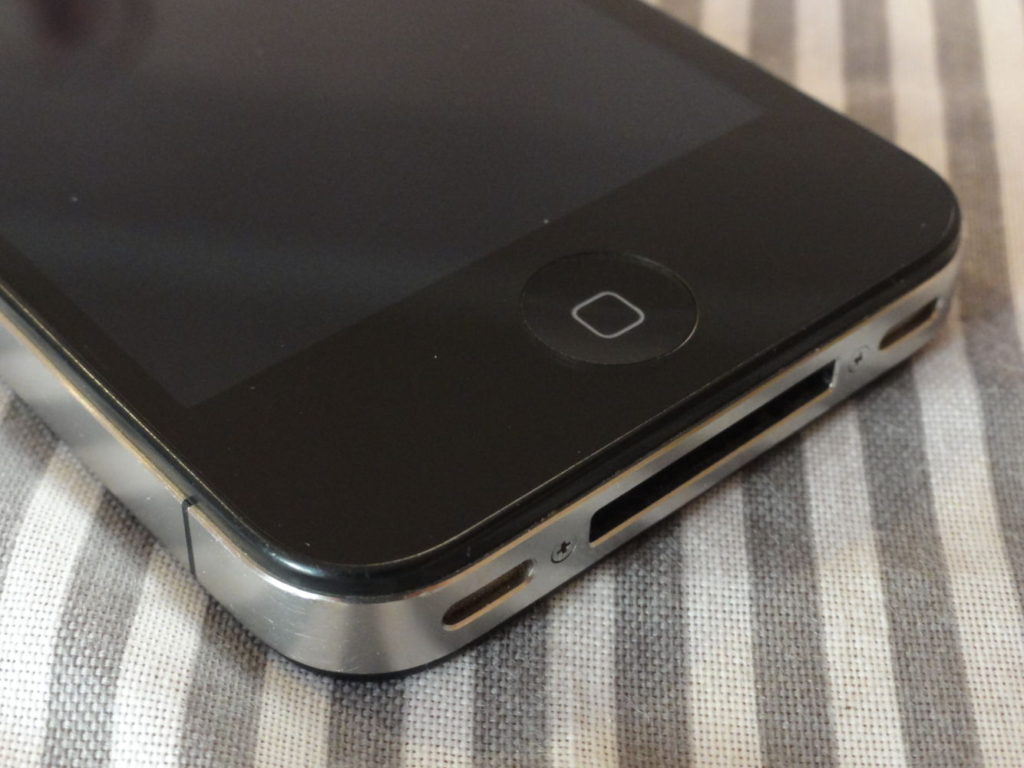 iPhone 4
