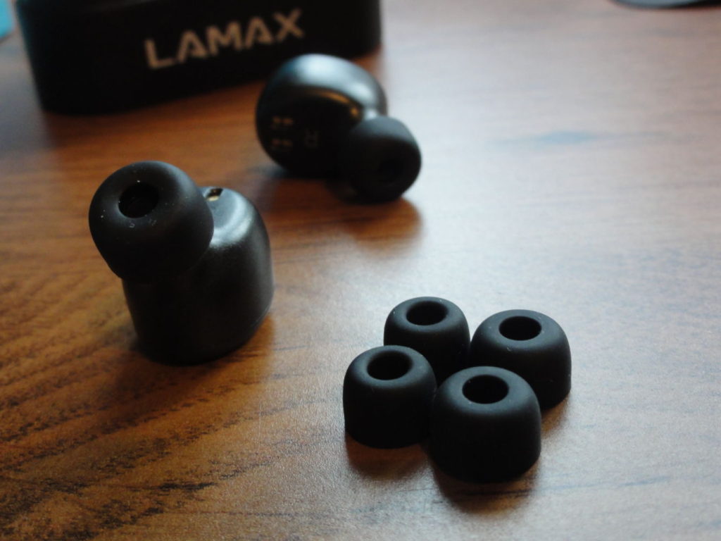 Lamax Dots1