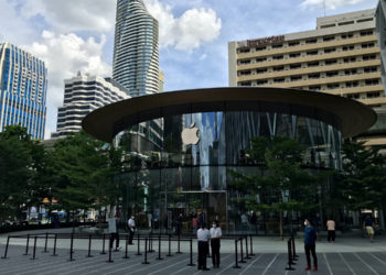 Podívejte se dovnitř nového Apple Store v Bangkoku