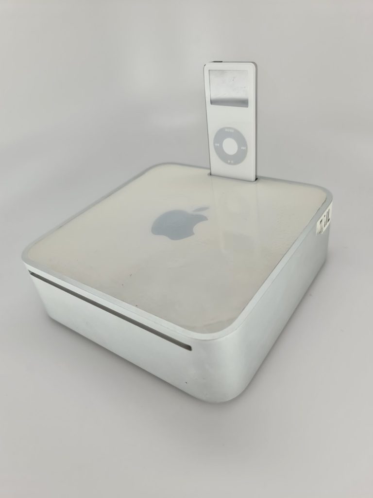 Mac mini iPod nano