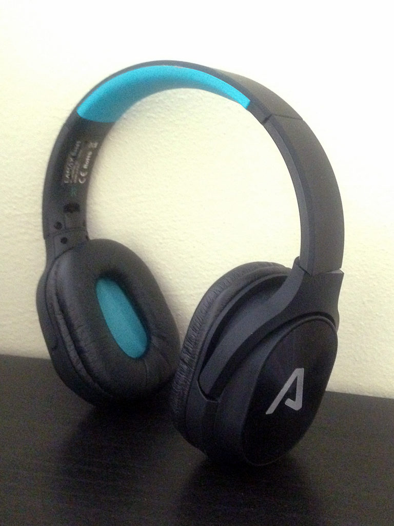 LAMAX Base1 recenze