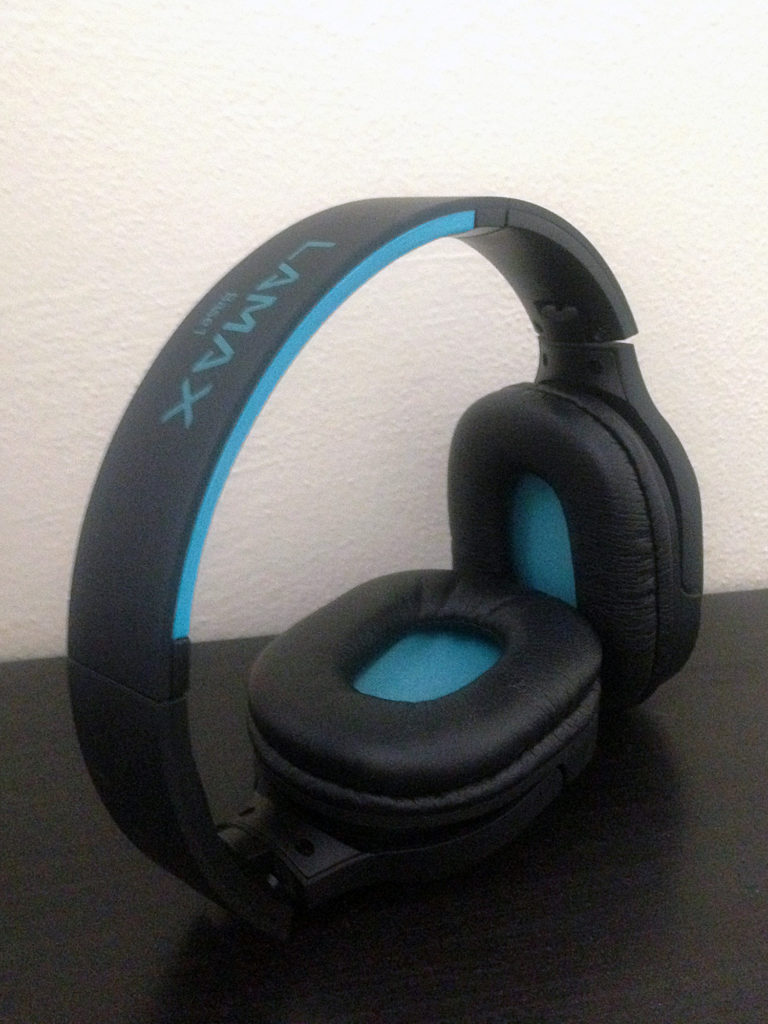 LAMAX Base1 recenze
