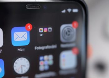 Jak nastavit email Centrum v mobilu