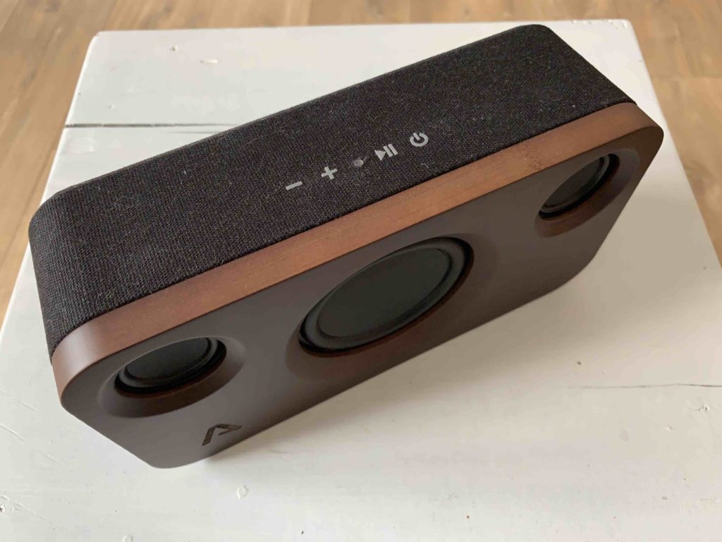 Bluetooth reproduktor