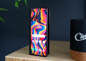 Samsung Galaxy Z Fold 3