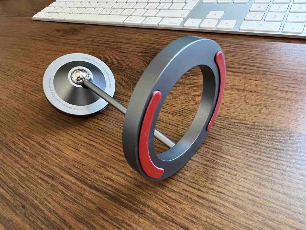 MagSafe držák na iPhone