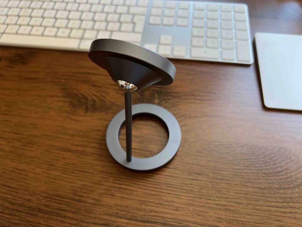 MagSafe držák na iPhone