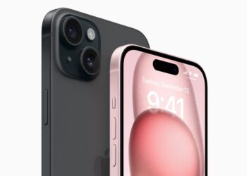iPhone 15 je na světě! Apple představil barevné telefony s USB-C