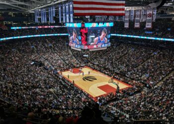 Top 5 vedoucích hvězd NBA, které zvolí stabilitu prodloužení smluv před trhem volných hráčů