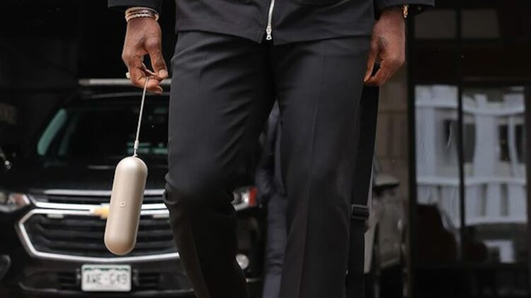 LeBron James Beats Pill