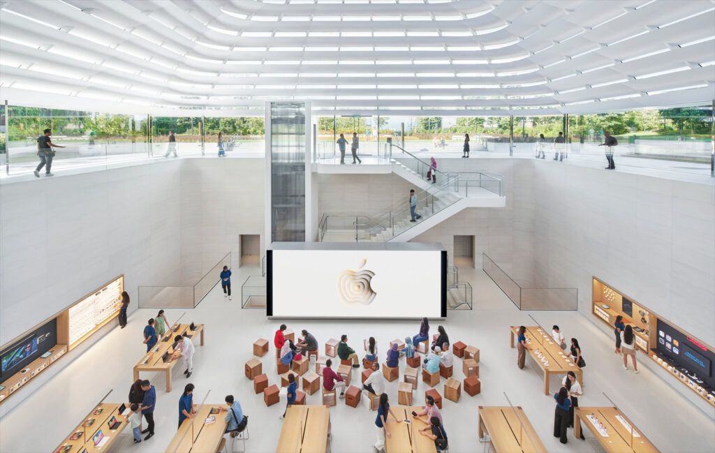 Apple-The-Exchange-TRX-Malaysia-media-preview-Today-at-Apple-session-02_big.jpg.large_2x