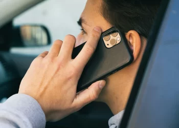 Jak odmítnout hovor na iPhone