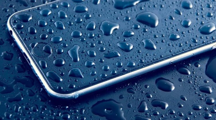 iPhone vodotěsnost